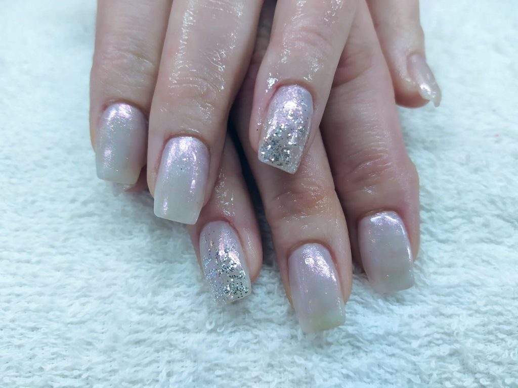 shimmering nails
